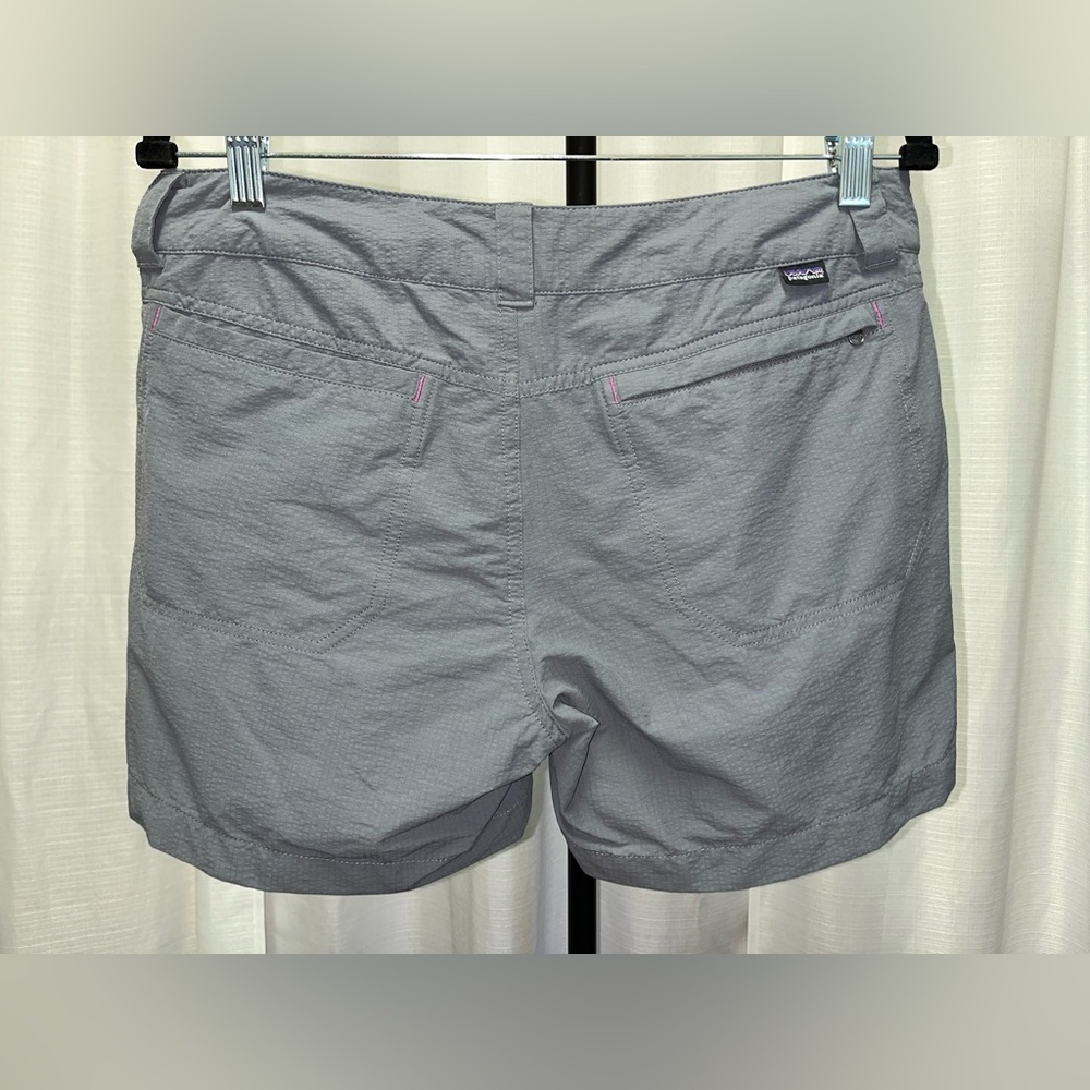 Patagonia Borderless Shorts in grey | size 8 - Picture 3 of 4